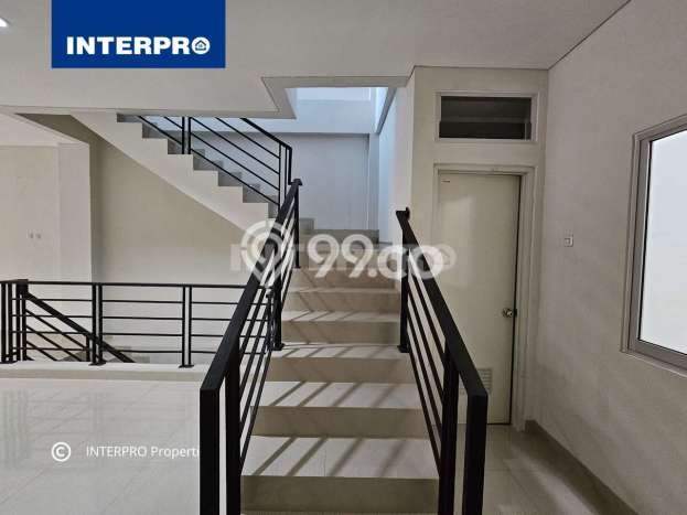 Paling Dicari! Ruko Dijual di Taman Ratu Harga Kompetitif Paling Dicari! Ruko Dijual di Taman Ratu Harga Kompetitif