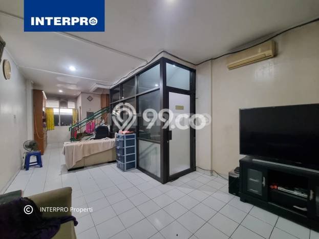 Paling Diincar! Ruko Dijual di Taman Ratu Harga Kompetitif Paling Diincar! Ruko Dijual di Taman Ratu Harga Kompetitif