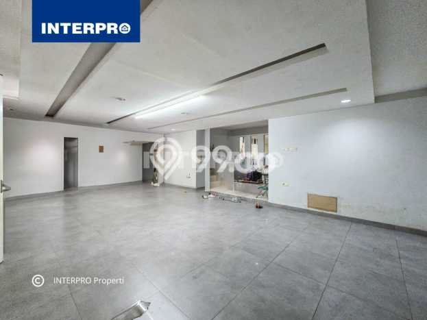Dijual Rumah Luas Megah Dengan View Cantik di Green Ville, Jakarta Barat Dijual Rumah Luas Megah Dengan View Cantik di Green Ville, Jakarta Barat