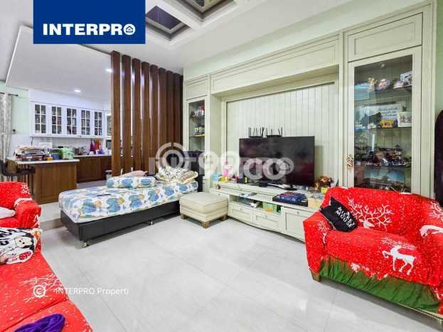 Dijual Rumah Luas Megah Dengan View Cantik di Green Ville, Jakarta Barat Dijual Rumah Luas Megah Dengan View Cantik di Green Ville, Jakarta Barat