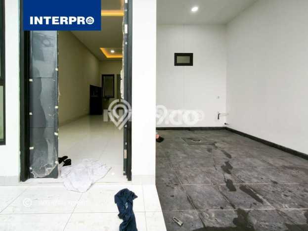Dijual Rumah Eksklusif 3 KT di Tanjung Duren, Jakarta Barat Dijual Rumah Eksklusif 3 KT di Tanjung Duren, Jakarta Barat