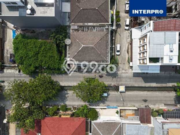 Rumah Luxury Modern Tanpa Renovasi di Taman Ratu Jakarta Barat Rumah Luxury Modern Tanpa Renovasi di Taman Ratu Jakarta Barat