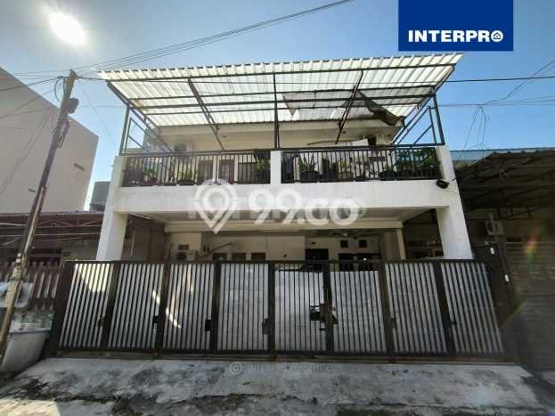 Rumah Elit LB 239m2 Siap Pakai Desain Elegan di Jelambar, Jakarta Barat Rumah Elit LB 239m2 Siap Pakai Desain Elegan di Jelambar, Jakarta Barat
