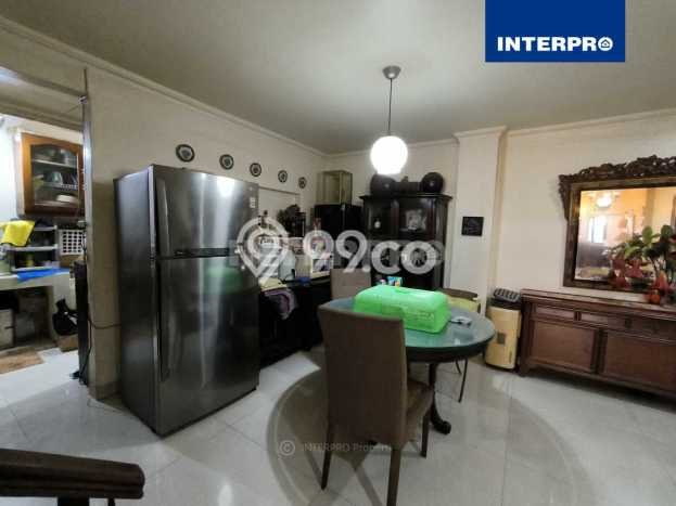Rumah Elit LB 239m2 Siap Pakai Desain Elegan di Jelambar, Jakarta Barat Rumah Elit LB 239m2 Siap Pakai Desain Elegan di Jelambar, Jakarta Barat