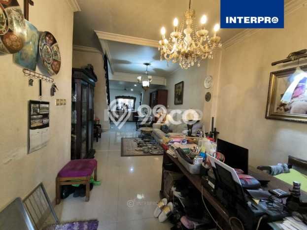 Rumah Elit LB 239m2 Siap Pakai Desain Elegan di Jelambar, Jakarta Barat Rumah Elit LB 239m2 Siap Pakai Desain Elegan di Jelambar, Jakarta Barat