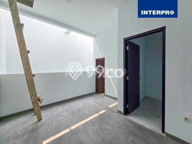 Rumah Modern 4 KT di Duri Kepa Jakarta Barat Unfurnished Rumah Modern 4 KT di Duri Kepa Jakarta Barat Unfurnished