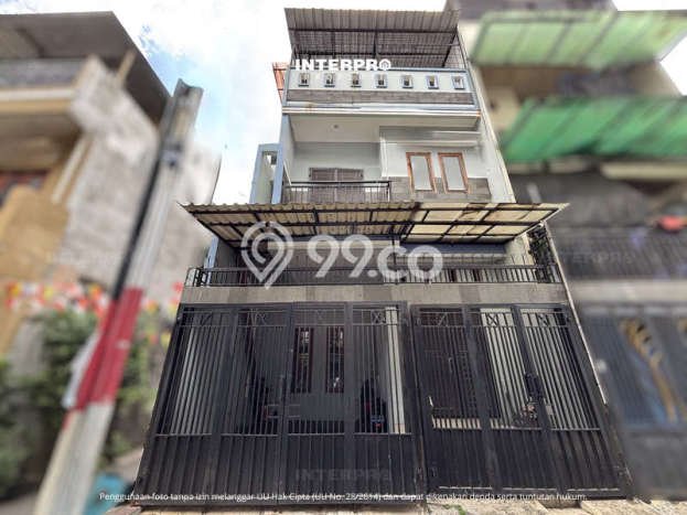 Jual Rumah Eksklusif 4 KT di Tanjung Duren, Jakarta Barat Jual Rumah Eksklusif 4 KT di Tanjung Duren, Jakarta Barat