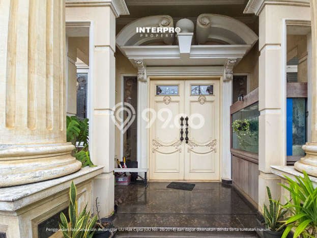 Rumah Elit LB 700m2 Siap Pakai Desain Elegan di Green garden, Jakarta Barat Rumah Elit LB 700m2 Siap Pakai Desain Elegan di Green garden, Jakarta Barat
