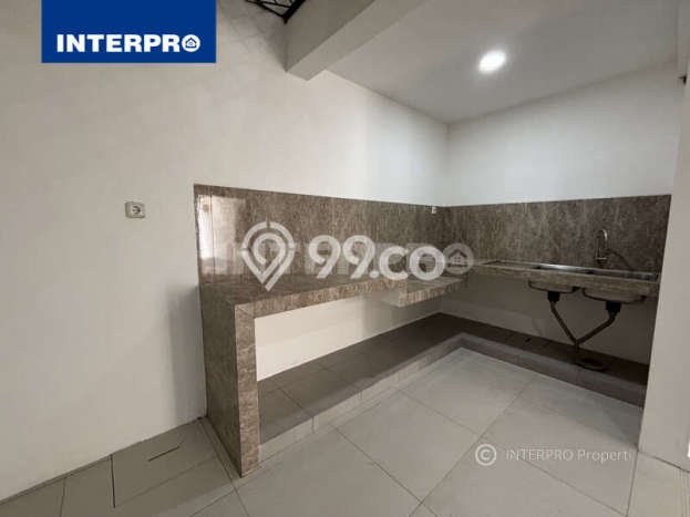 DIJUAL CEPAT! Rumah Modern area Tanjung Duren, Jakarta Barat, LT 78m² Bangunan 204m² Bisa Nego! DIJUAL CEPAT! Rumah Modern area Tanjung Duren, Jakarta Barat, LT 78m² Bangunan 204m² Bisa Nego!