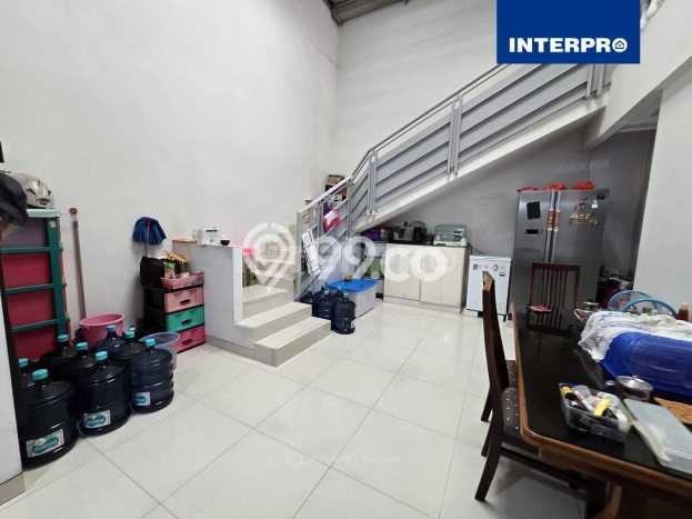 Dijual Rumah Mewah Megah Dengan View Cantik di Duri Kepa, Jakarta Barat Dijual Rumah Mewah Megah Dengan View Cantik di Duri Kepa, Jakarta Barat