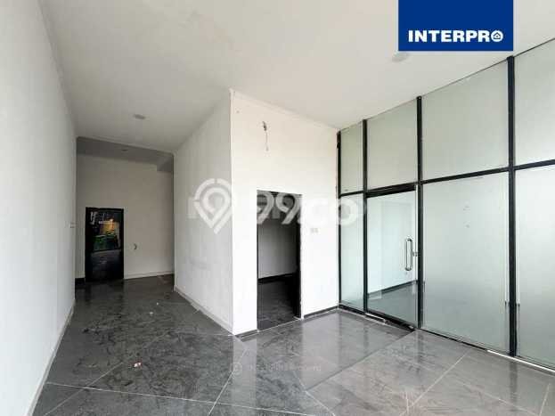 Komersial Bagus Dijual LB 1200m2 Lokasi Strategis Jakarta Selatan Area Cocok untuk Bisnis Komersial Bagus Dijual LB 1200m2 Lokasi Strategis Jakarta Selatan Area Cocok untuk Bisnis