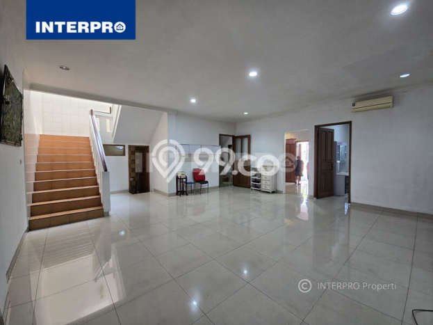 Rumah Bagus kawasan Meruya, Jakarta Barat, LT 150m² Bangunan 230m² DIJUAL CEPAT! Rumah Bagus kawasan Meruya, Jakarta Barat, LT 150m² Bangunan 230m² DIJUAL CEPAT!