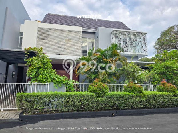Ready to Use! Premium House LT 238m2 Desain Modern di Permata Buana Ready to Use! Premium House LT 238m2 Desain Modern di Permata Buana
