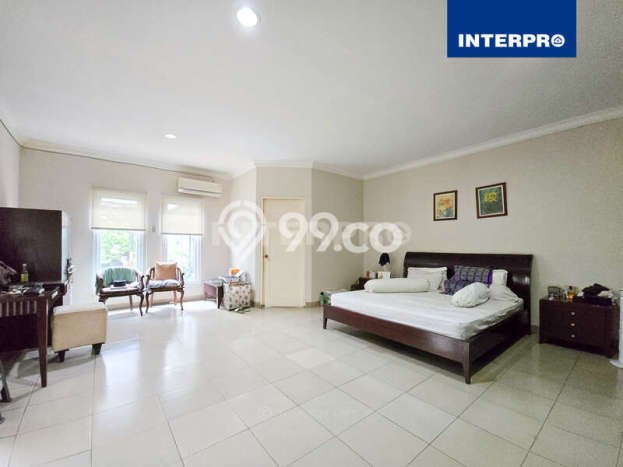 DIJUAL CEPAT! Rumah Kebon Jeruk, Jakarta Barat, Luas 360m² Bangunan 320m² DIJUAL CEPAT! Rumah Kebon Jeruk, Jakarta Barat, Luas 360m² Bangunan 320m²