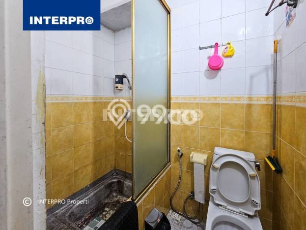 Rumah Luas Asri 4 KT Siap Huni di Meruya Jakarta Barat Rumah Luas Asri 4 KT Siap Huni di Meruya Jakarta Barat