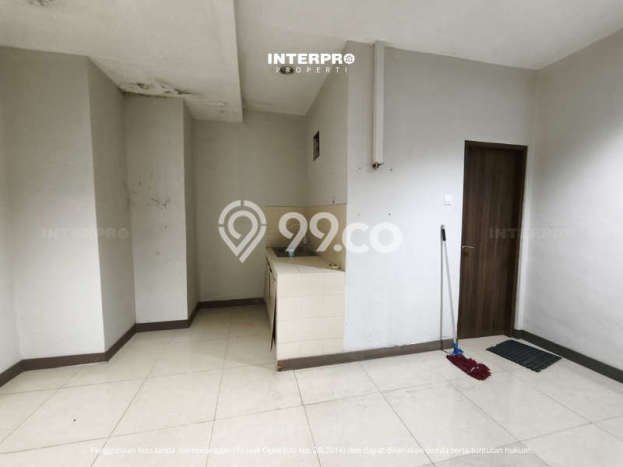 Ruko Dijual di Jakarta Barat LT 278m2 & LB 600m2 Lokasi Terbaik! Ruko Dijual di Jakarta Barat LT 278m2 & LB 600m2 Lokasi Terbaik!