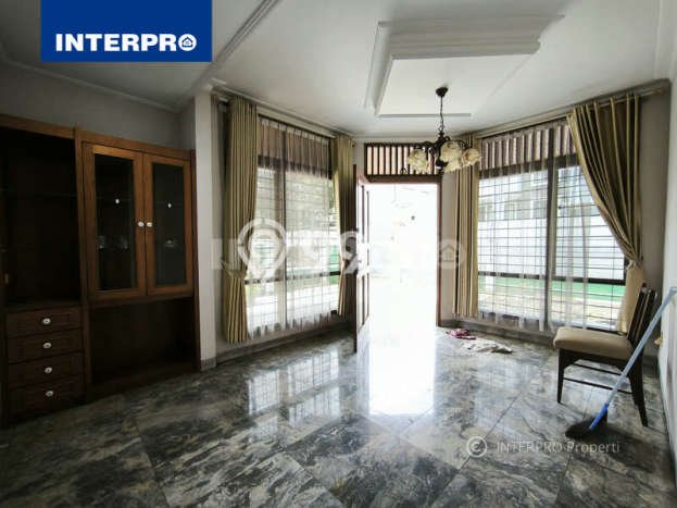 Rumah Luxury Modern Tanpa Renovasi di Kedoya Baru Jakarta Barat Rumah Luxury Modern Tanpa Renovasi di Kedoya Baru Jakarta Barat