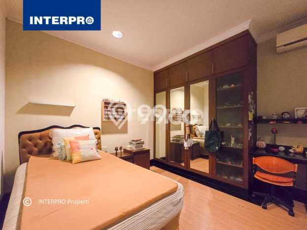 Rumah Elit LB 450m2 Siap Huni Desain Elegan di Sunrise Garden, Jakarta Barat Rumah Elit LB 450m2 Siap Huni Desain Elegan di Sunrise Garden, Jakarta Barat