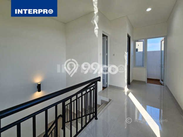 Jual Rumah Mewah Megah Dengan View Eksklusif di Duri Kepa, Jakarta Barat Jual Rumah Mewah Megah Dengan View Eksklusif di Duri Kepa, Jakarta Barat