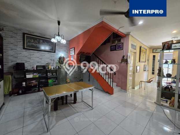 Dijual Rumah Luas Elegan Dengan View Eksklusif di Meruya, Jakarta Barat Dijual Rumah Luas Elegan Dengan View Eksklusif di Meruya, Jakarta Barat