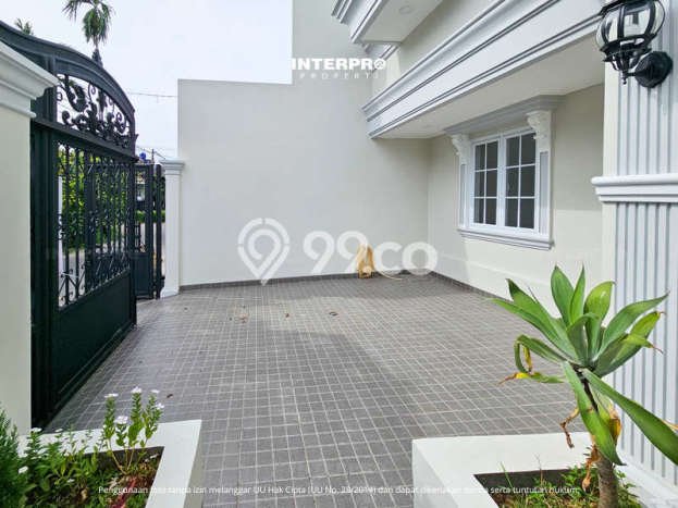 Jual Rumah Luas Megah Dengan View Eksklusif di Joglo, Jakarta Barat Jual Rumah Luas Megah Dengan View Eksklusif di Joglo, Jakarta Barat