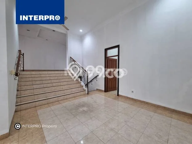Hunian Super Mewah dengan Akses Paling Strategis di Puri Indah, Jakarta Barat Hunian Super Mewah dengan Akses Paling Strategis di Puri Indah, Jakarta Barat