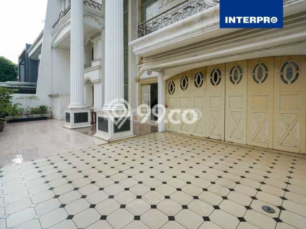 Rumah Elit Modern Tanpa Renovasi di Sunrise Garden Jakarta Barat Rumah Elit Modern Tanpa Renovasi di Sunrise Garden Jakarta Barat