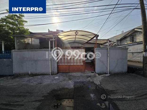 Rumah Modern 4 Kamar LT 150m2 di Taman Ratu Rumah Modern 4 Kamar LT 150m2 di Taman Ratu