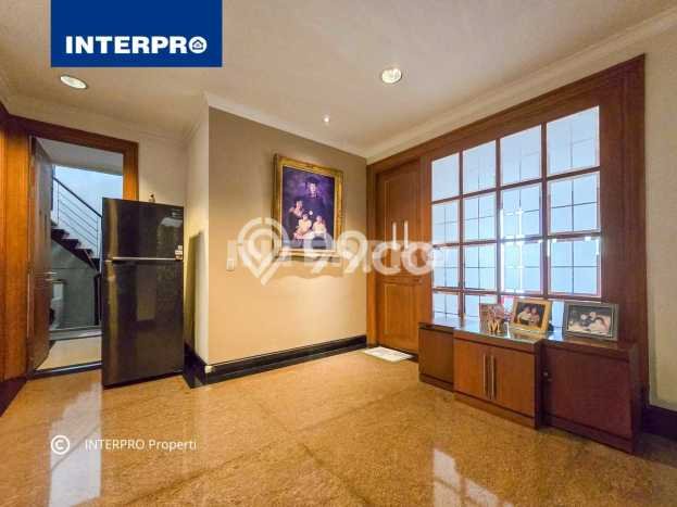 Rumah Elit LB 450m2 Siap Huni Desain Elegan di Sunrise Garden, Jakarta Barat Rumah Elit LB 450m2 Siap Huni Desain Elegan di Sunrise Garden, Jakarta Barat