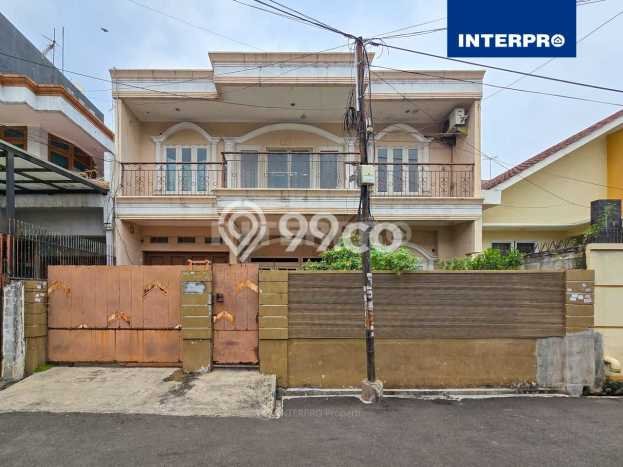For Sale! Premium House LT 180m2 Desain Elegan di Taman Ratu For Sale! Premium House LT 180m2 Desain Elegan di Taman Ratu