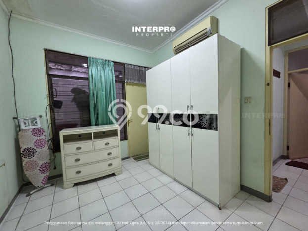 Jual Rumah Mewah Elegan Dengan View Cantik di Puri Indah, Jakarta Barat Jual Rumah Mewah Elegan Dengan View Cantik di Puri Indah, Jakarta Barat