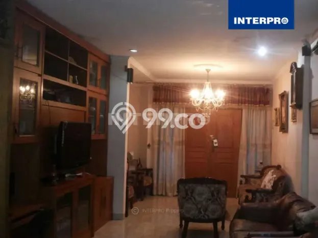 Rumah Elit Modern Tanpa Renovasi di Meruya Jakarta Barat Rumah Elit Modern Tanpa Renovasi di Meruya Jakarta Barat