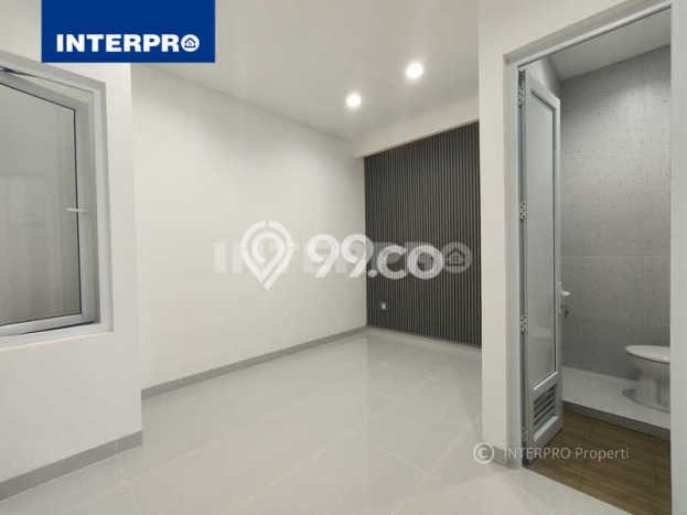 Jual Rumah Eksklusif 4 KT di Duri Kepa, Jakarta Barat Jual Rumah Eksklusif 4 KT di Duri Kepa, Jakarta Barat