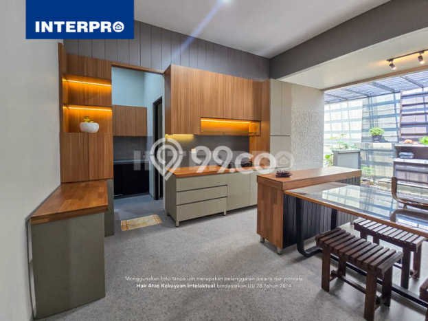 HARGA SPESIAL! Rumah Minimalis area , Jakarta Barat, Luas 250m2m² Bangunan 300m2m² BISA KPR! HARGA SPESIAL! Rumah Minimalis area , Jakarta Barat, Luas 250m2m² Bangunan 300m2m² BISA KPR!