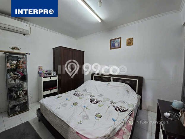 Rumah Modern 4 Kamar LT 150m2 di Taman Ratu Rumah Modern 4 Kamar LT 150m2 di Taman Ratu