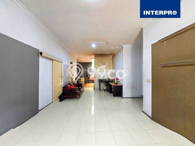 For Sale! Premium House LT 180m2 Desain Elegan di Taman Ratu For Sale! Premium House LT 180m2 Desain Elegan di Taman Ratu