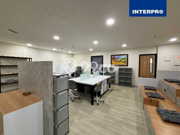 Kantor disewakan di Tanah Abang Jakarta Pusat dengan luas bangunan 80m2 Kantor disewakan di Tanah Abang Jakarta Pusat dengan luas bangunan 80m2