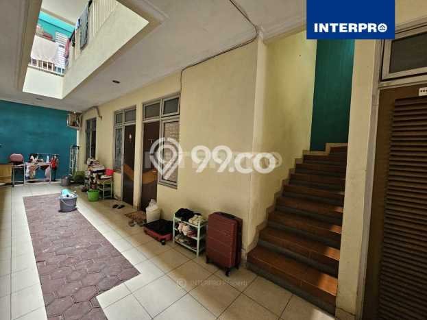 Jual Rumah Luas Megah Dengan View Eksklusif di Grogol, Jakarta Barat Jual Rumah Luas Megah Dengan View Eksklusif di Grogol, Jakarta Barat