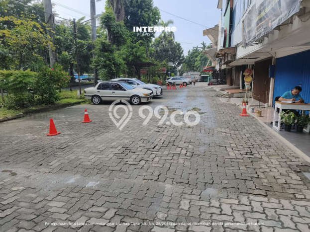Ruko Dijual di Jakarta Barat LT 278m2 & LB 600m2 Lokasi Terbaik! Ruko Dijual di Jakarta Barat LT 278m2 & LB 600m2 Lokasi Terbaik!