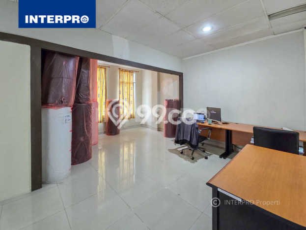 Ruko Bagus Dijual LB 400m2 Lokasi Strategis Jakarta Barat Area Cocok untuk Berbisnis Ruko Bagus Dijual LB 400m2 Lokasi Strategis Jakarta Barat Area Cocok untuk Berbisnis