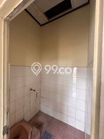 FOR SALE! Komersial di Beji Depok, LT 500m2, LB 400m2 FOR SALE! Komersial di Beji Depok, LT 500m2, LB 400m2