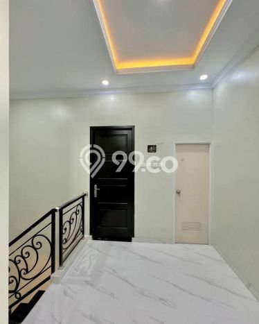 Rumah Strategis Modern Lb 78m2 di Jagakarsa, Jakarta Selatan Rumah Strategis Modern Lb 78m2 di Jagakarsa, Jakarta Selatan