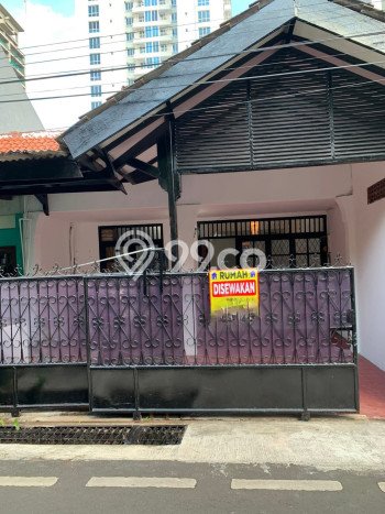 Siap Huni Hunian Elit 5 Kamar di Cilandak Dekat ke Mana Pun Siap Huni Hunian Elit 5 Kamar di Cilandak Dekat ke Mana Pun