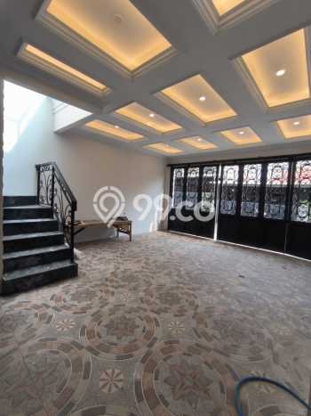 Rumah area Jati Padang, Jakarta Selatan, Luas 101m² LB 240m² - INVESTASI TERBAIK! Rumah area Jati Padang, Jakarta Selatan, Luas 101m² LB 240m² - INVESTASI TERBAIK!