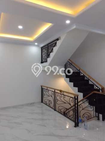 Jual Rumah Bagus Siap Huni LB 200m2 di Jagakarsa, Jakarta Selatan Jual Rumah Bagus Siap Huni LB 200m2 di Jagakarsa, Jakarta Selatan