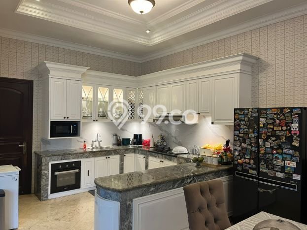 For Sale! Luxury House LT 500m2 Desain Elegan di Duren Tiga For Sale! Luxury House LT 500m2 Desain Elegan di Duren Tiga