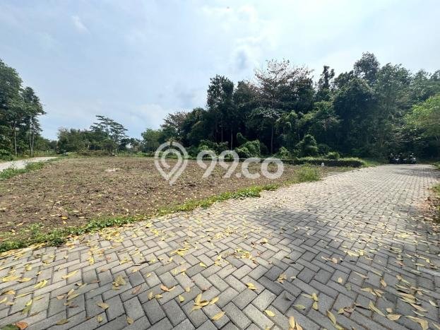 Kavling Tanah Dijual di Sleman, Sleman, Luas 200m2 Area Strategis Kavling Tanah Dijual di Sleman, Sleman, Luas 200m2 Area Strategis