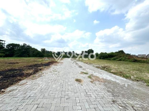 Lahan Kosong Dijual di Sleman dengan Area 145m2 Lahan Kosong Dijual di Sleman dengan Area 145m2