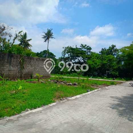 LOKASI PREMIUM! Tanah Kawasan Sleman, Luas 114m², Tepi Jalan Utama LOKASI PREMIUM! Tanah Kawasan Sleman, Luas 114m², Tepi Jalan Utama