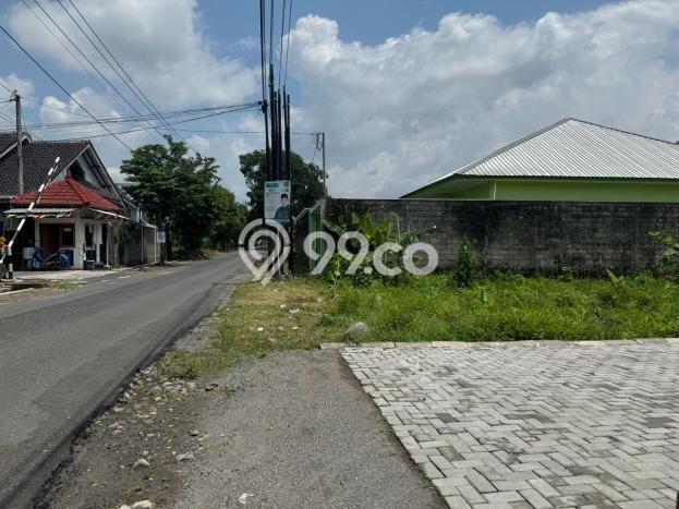 For Sale Tanah Kawasan Sleman, Luas 192m², Area Berkembang For Sale Tanah Kawasan Sleman, Luas 192m², Area Berkembang